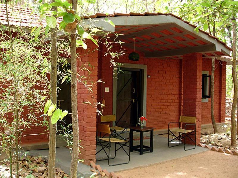 Kanha Jungle Lodge Dhanwār Eksteriør bilde