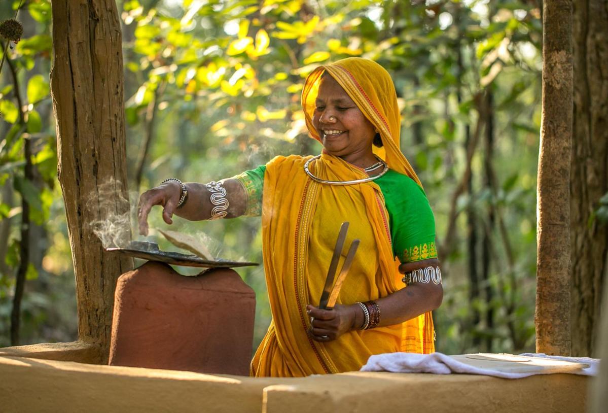 Kanha Jungle Lodge Dhanwār Eksteriør bilde